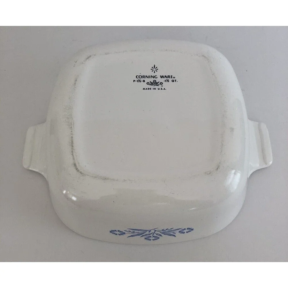 Vintage Corning Ware Cornflower Blue 1 1/2 qt. Casserole Dish P-1 1/2-B Made USA